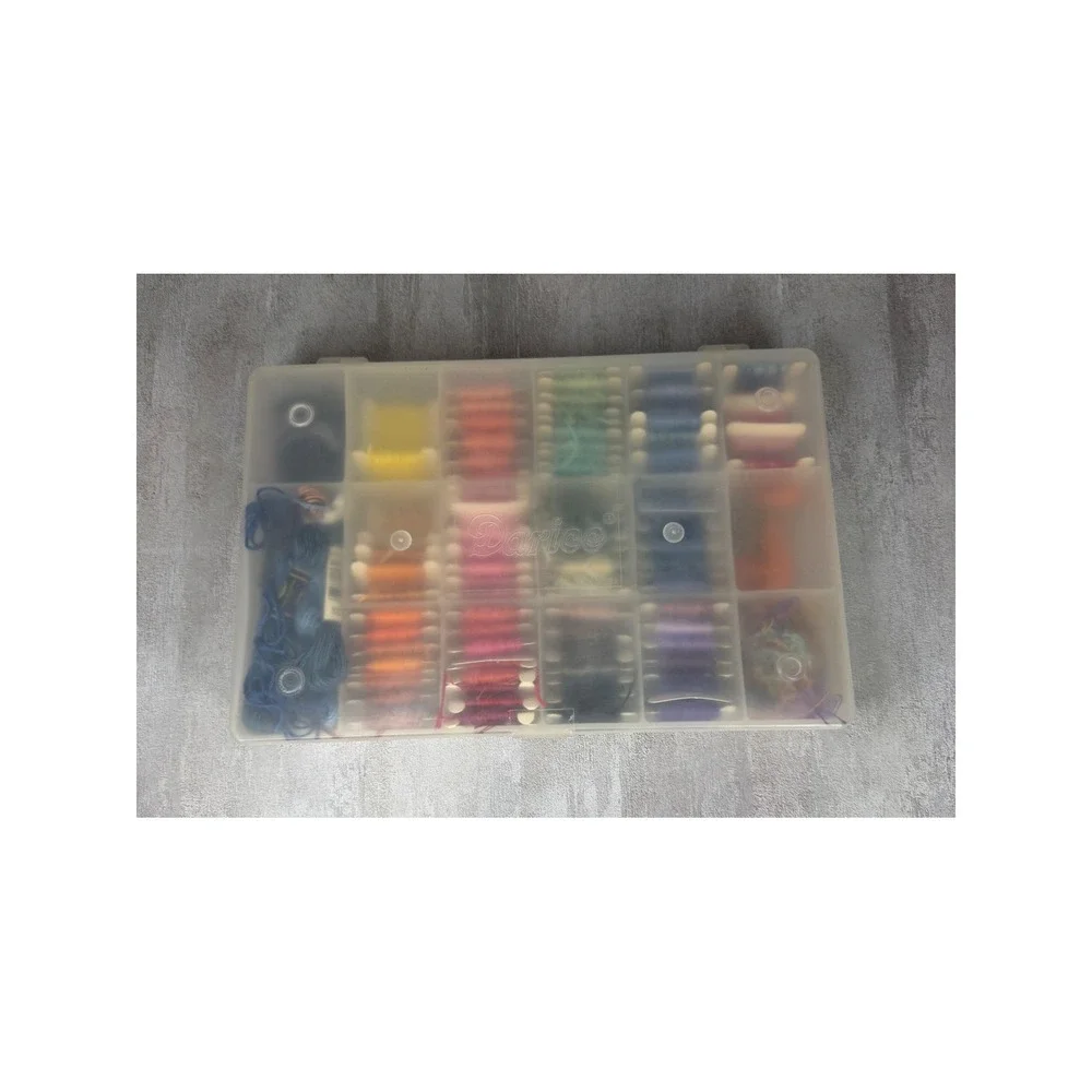 Vintage Darice Embroidery Floss Lot Storage Case DMC JP Assorted Colors Bobbins